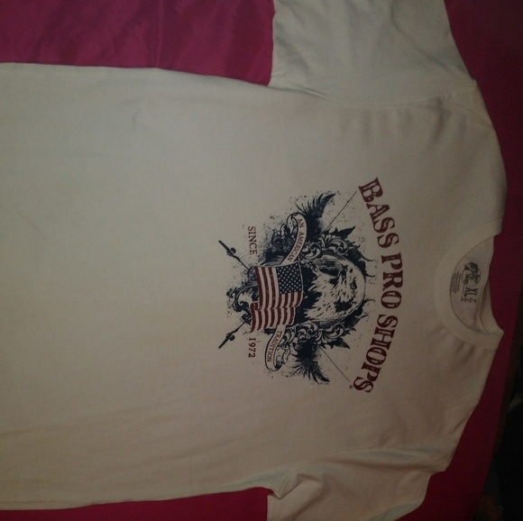 Bass pro tshirt - Picture 1 of 1